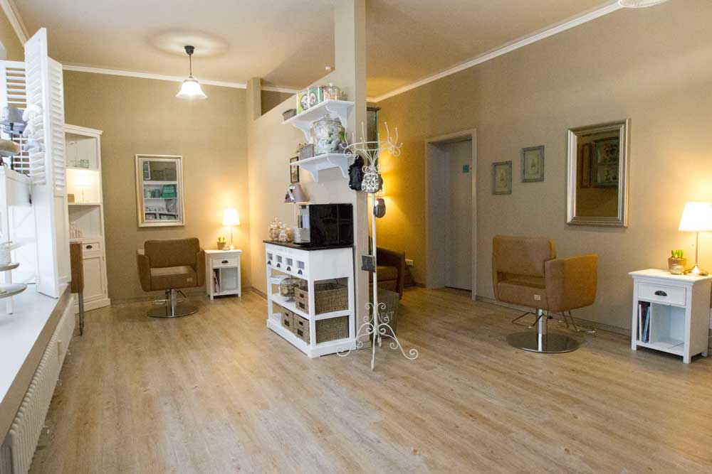 Friseur CUT&LIVE in Erlangen, Gebbertstraße